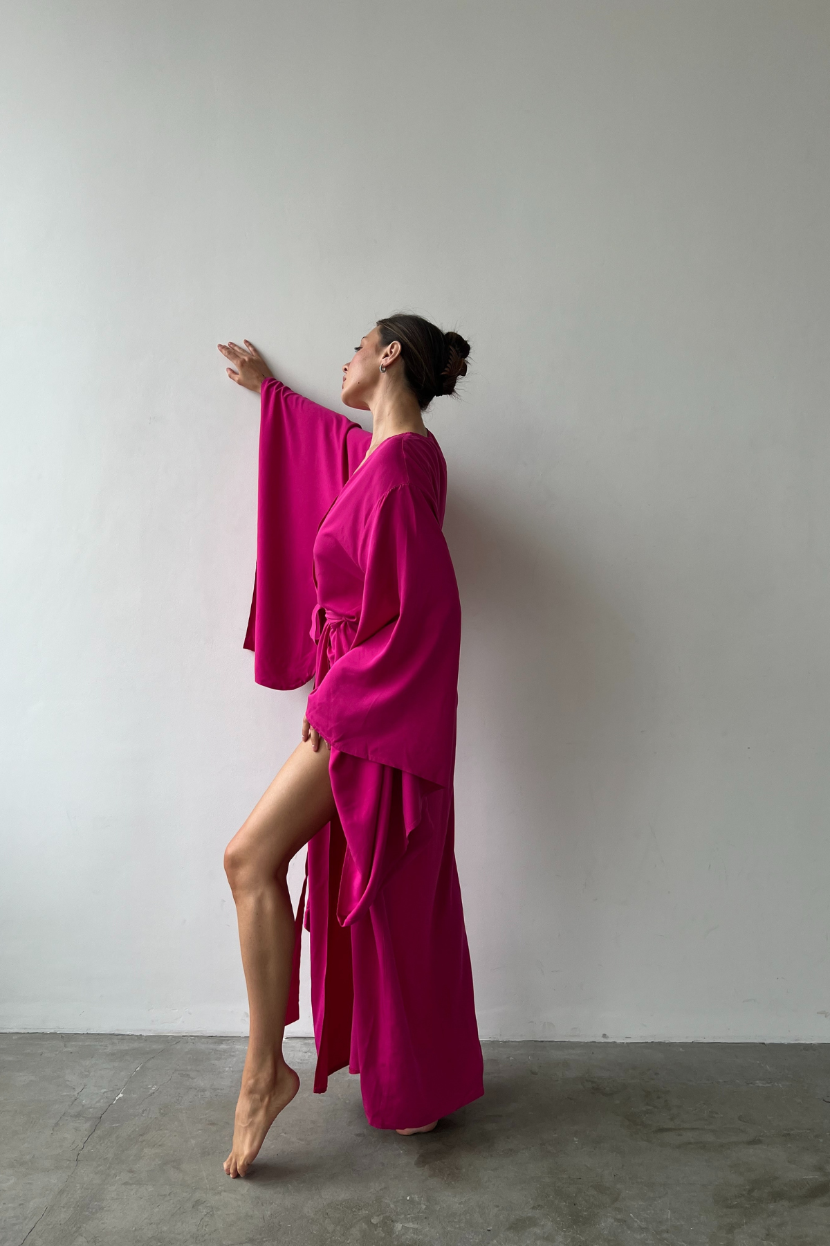 Breeze Fuchsia Kimono Robe