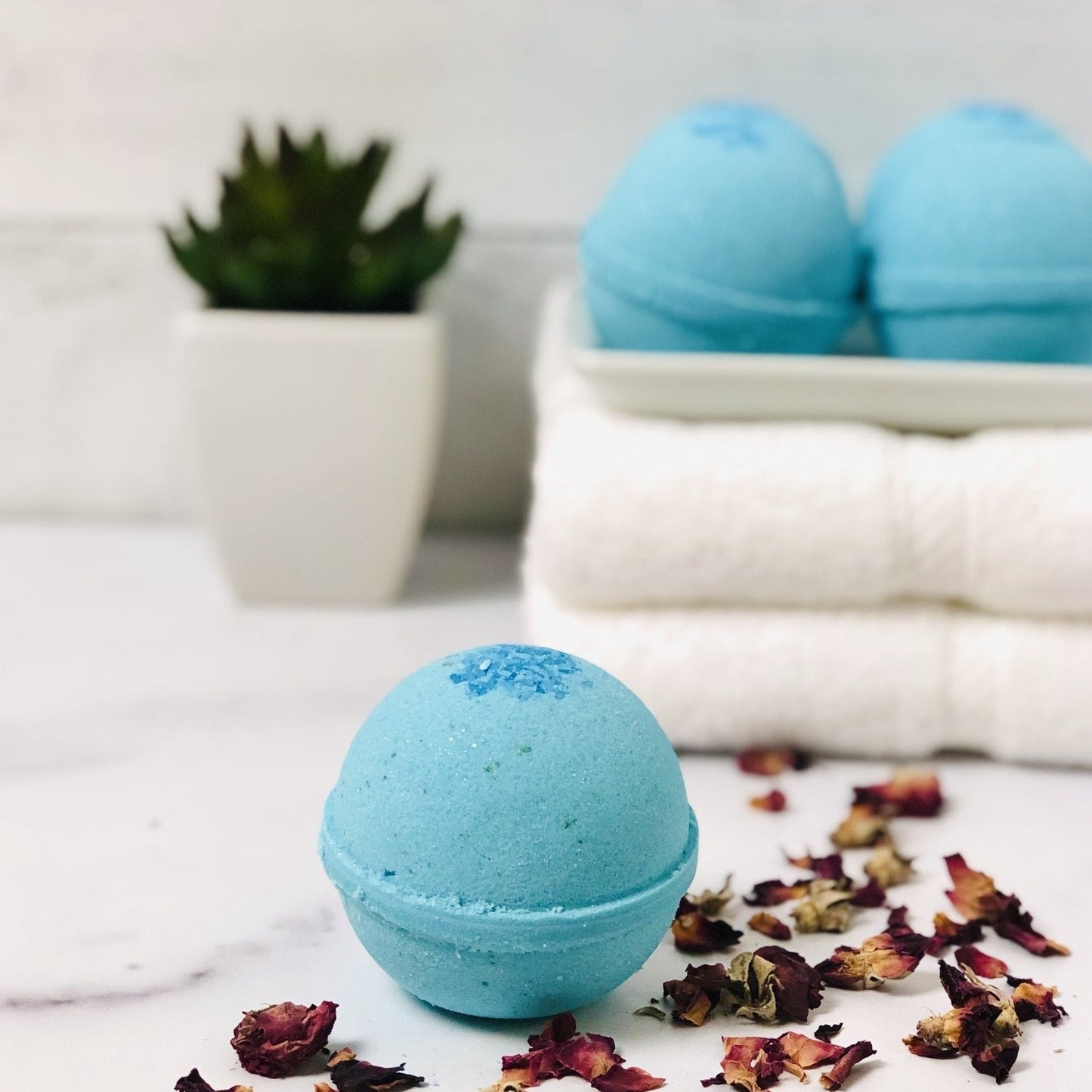 Black Raspberry Vanilla Bath Bomb